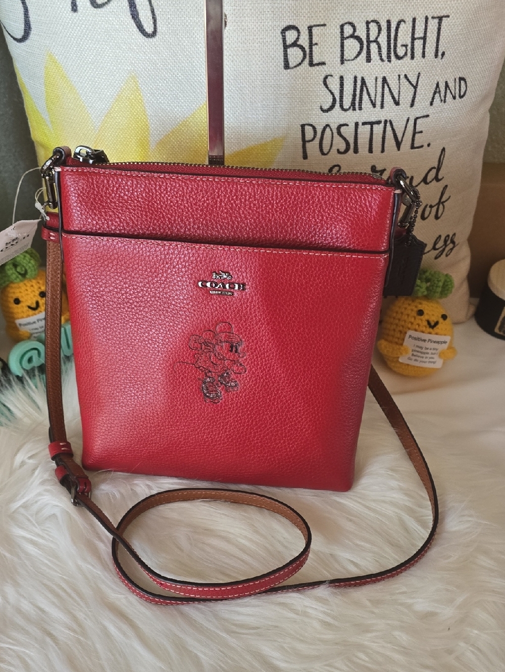 Coach Minnie Mouse Red Pebbled Leather Crossbody - Picture 4 of 17